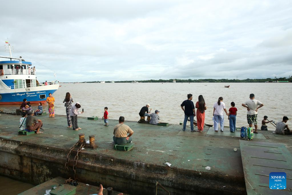 3d552734ffa84d85a74708d472d56941