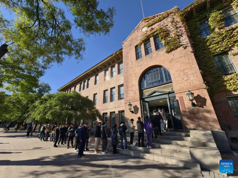 11578814191756655421