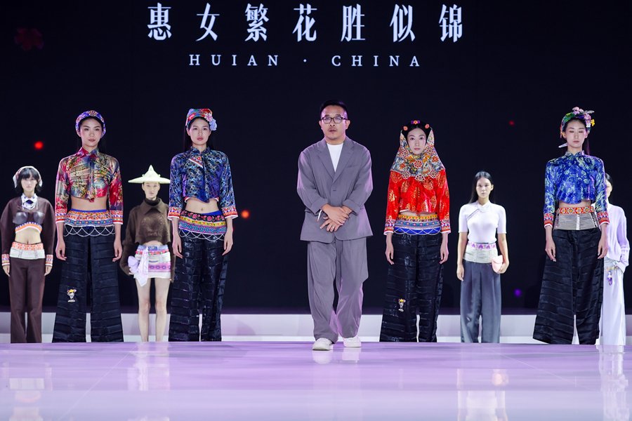 FOREIGN176516299550355U7U8OIDF