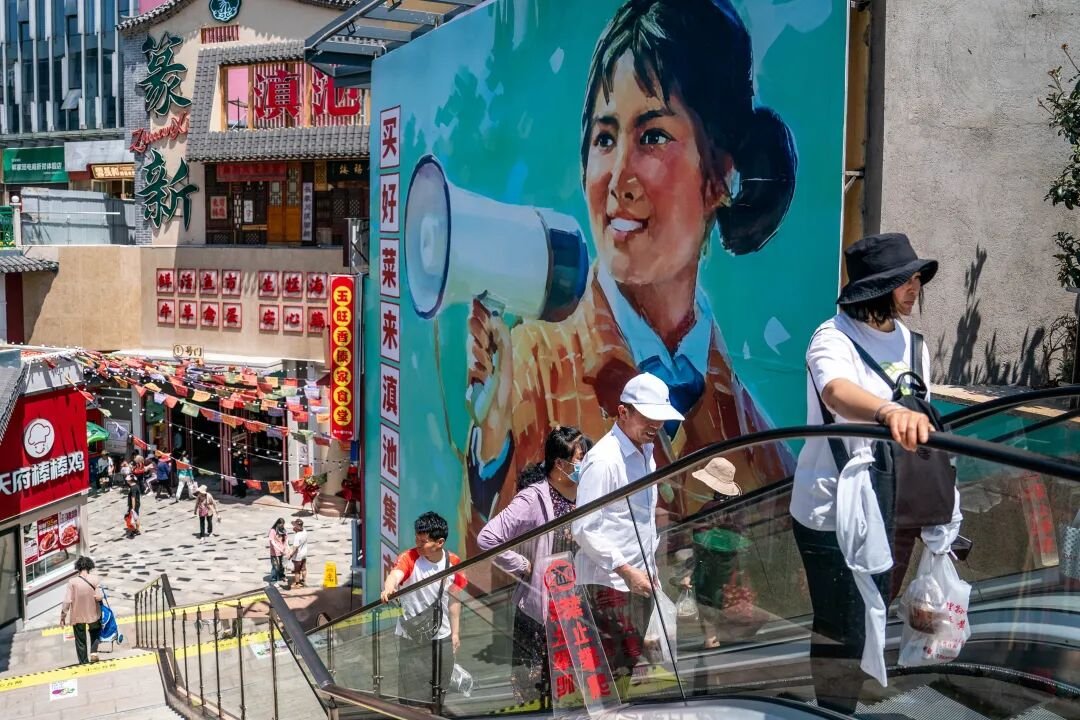 FOREIGN17688877692575HVGAIZM15