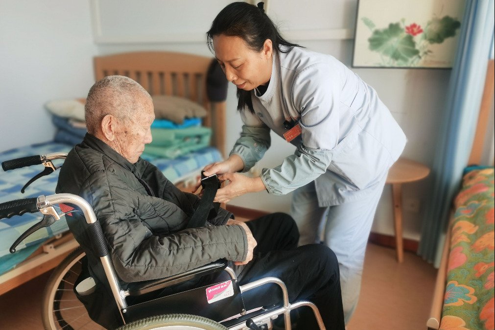 696055aea310d68600f598e9