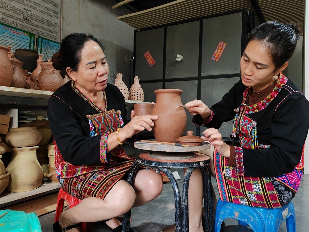 FOREIGN1774578106601LTG7UXNCX5