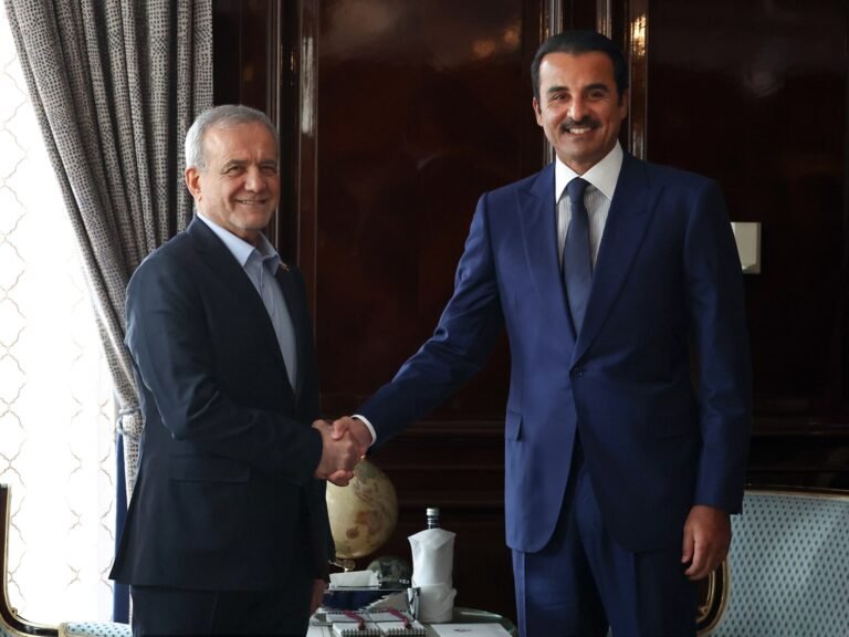 Qatar’s Emir meets Iran’s Pezeshkian in Moscow
