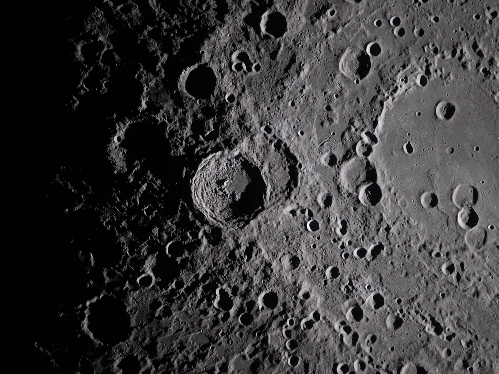 Why are US, Russia and China racing to put nuclear reactors on the moon?