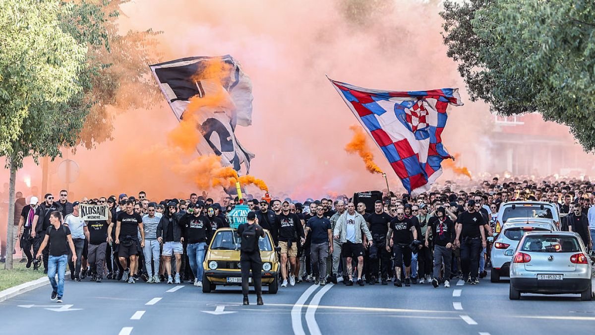 Pro-Nazi chants before Ajax match slammed by Croatia leaders