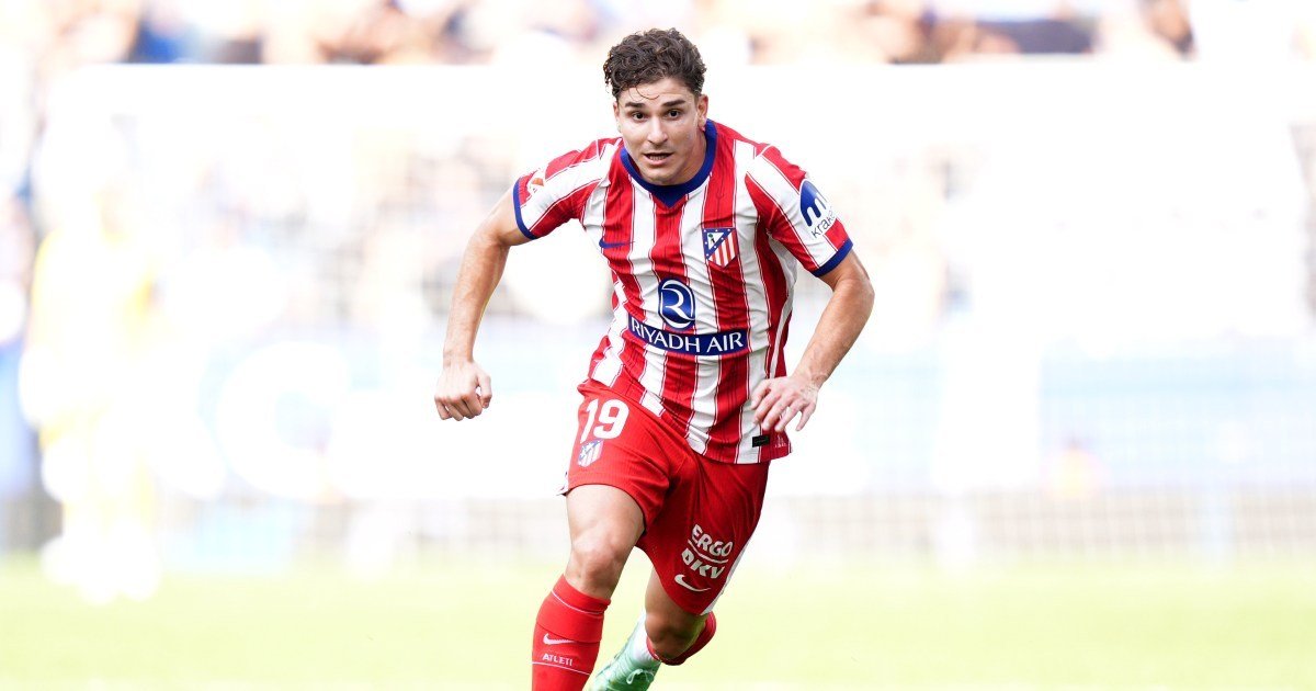 Barcelona handed $670 fine for approaching Atletico’s Alvarez
