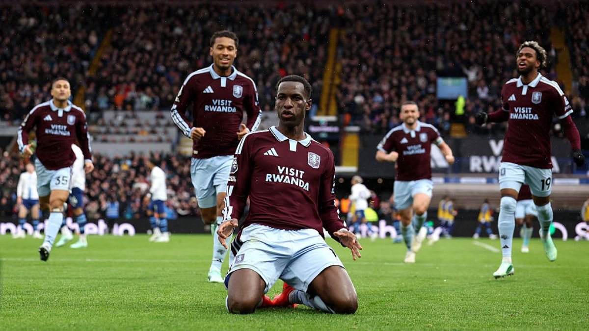 Man City beaten at Aston Villa as perfect Premier League start ends