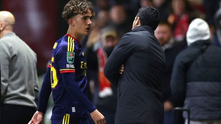 Arsenal boss Arteta fires ‘Disneyland’ warning at Dowman after red card