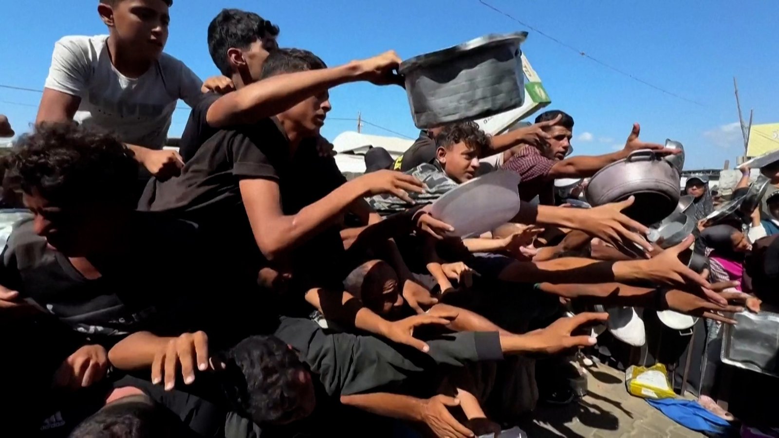Gaza faces worsening hunger as WFP announces food aid cuts