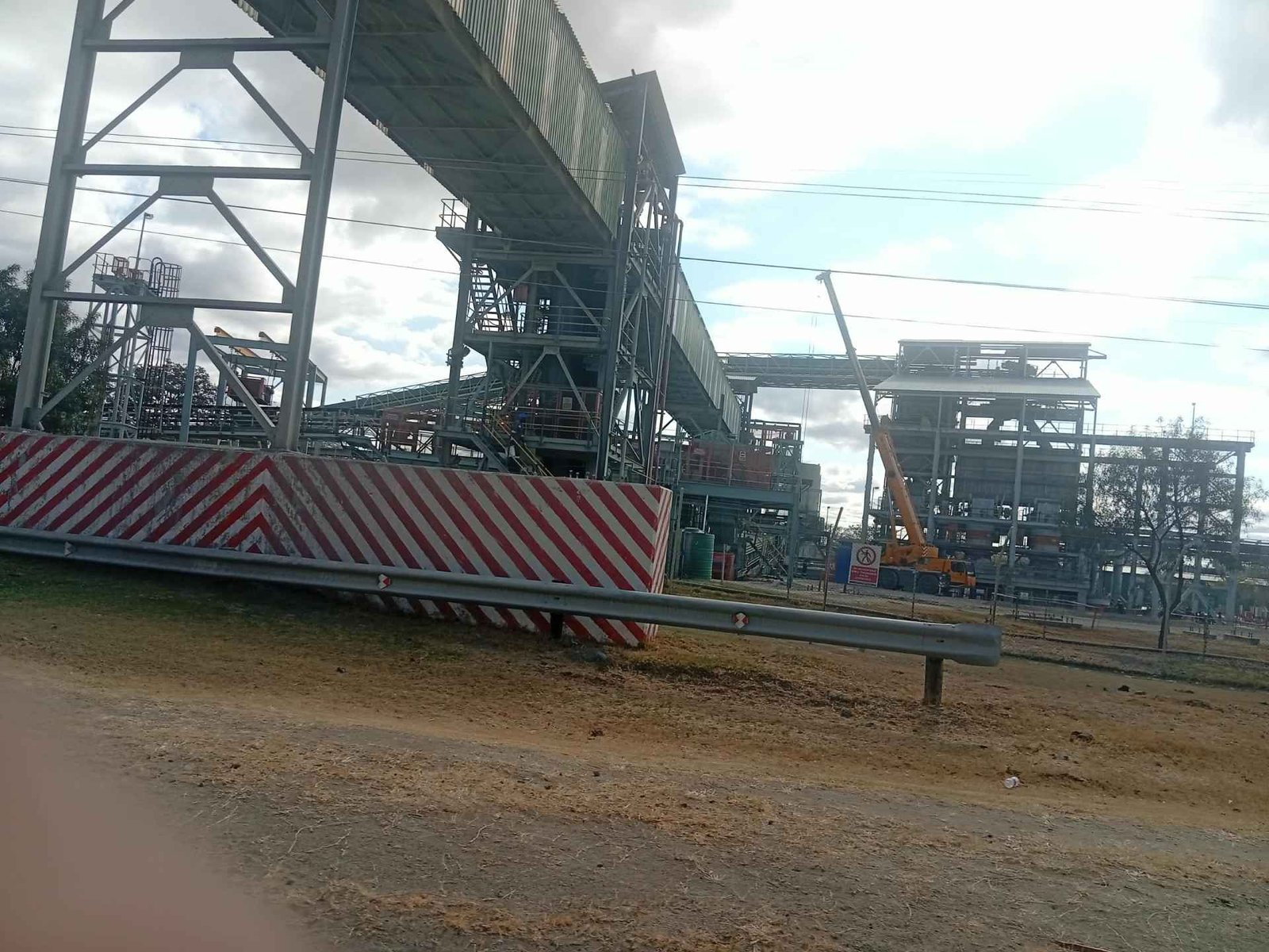 Zimbabwe’s platinum boom: Where is the wealth?