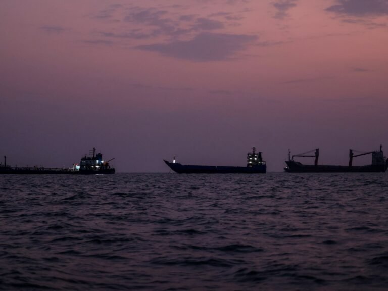 Why do Iran’s oil ‘intermediaries’ owe the government billions?