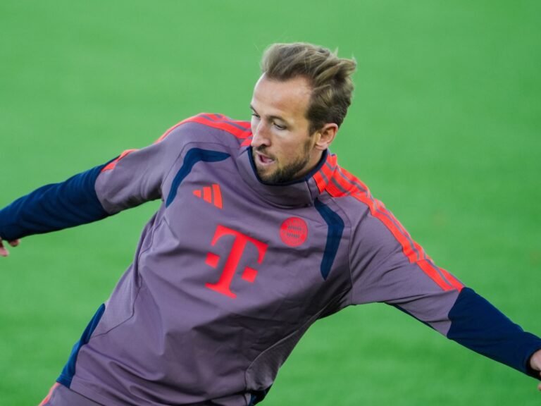 Bayern Munich vs Arsenal LIVE: Champions League