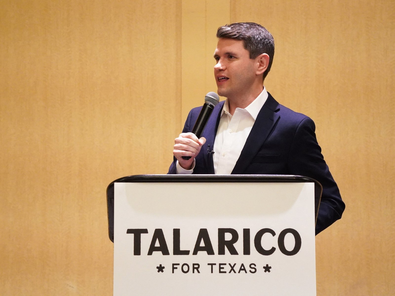 Brother of George W Bush endorses Democratic Senate candidate in Texas