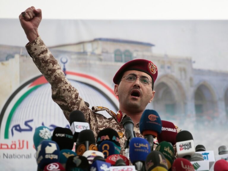 Houthi forces claim six attacks on Saudi airports, oil facilities