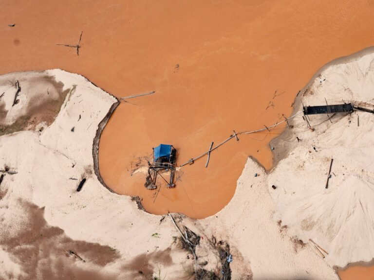 Colombia illegal gold mine collapse kills 14 people