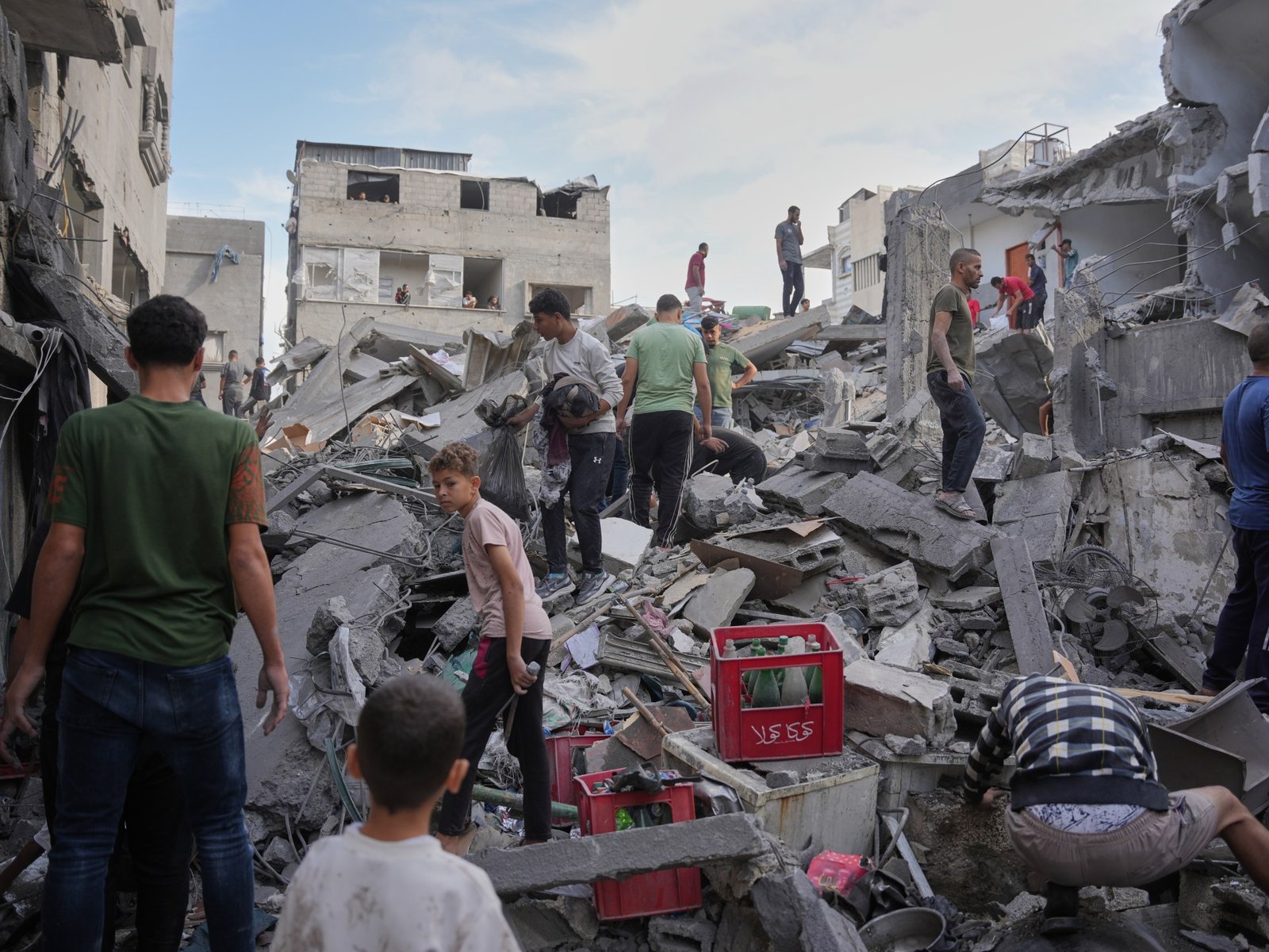 ‘Every day could cost lives’: UK government blocks Gaza families’ reunion