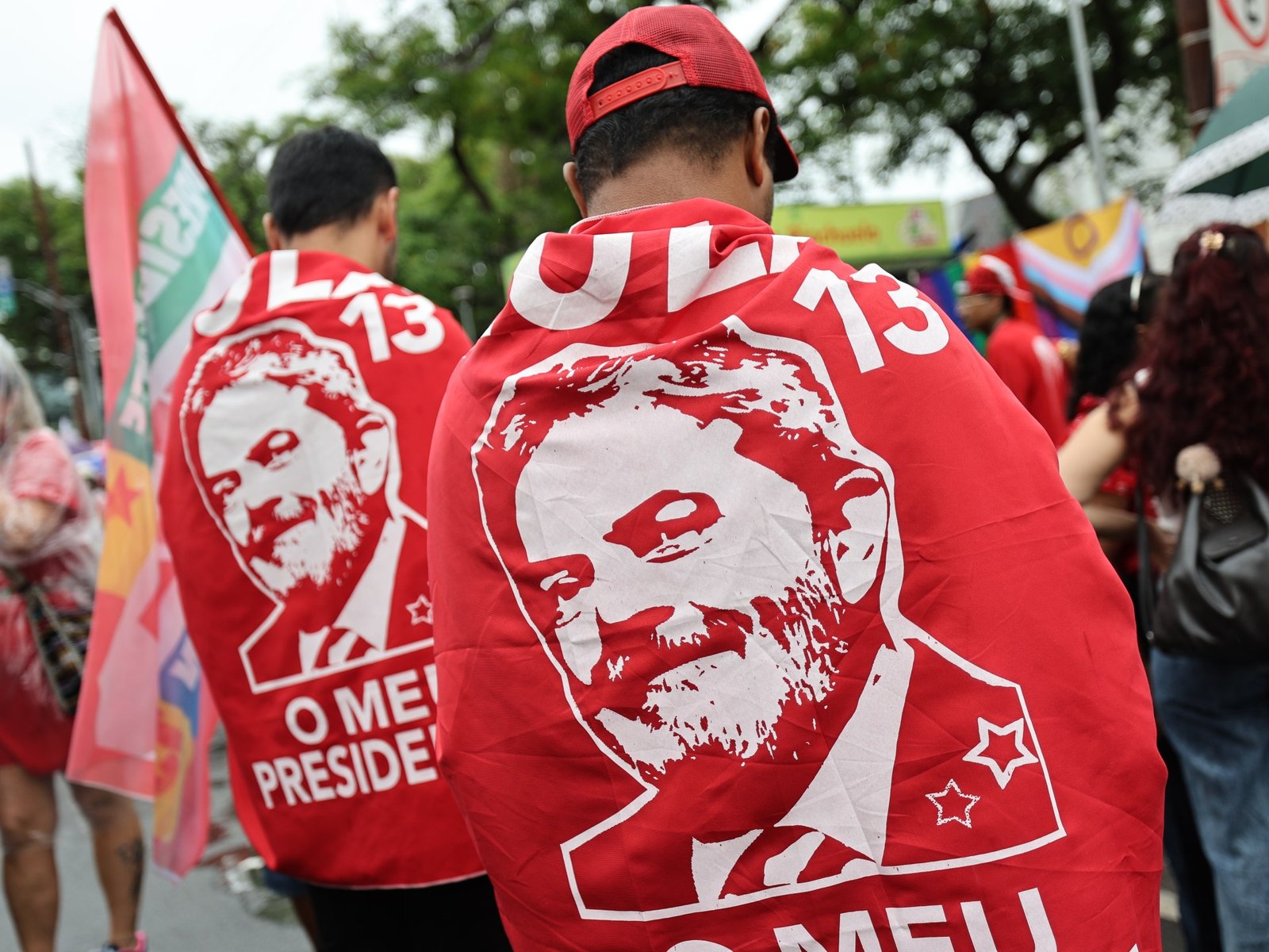 Latest poll shows Bolsonaro maintaining edge over Lula in Brazil run-off