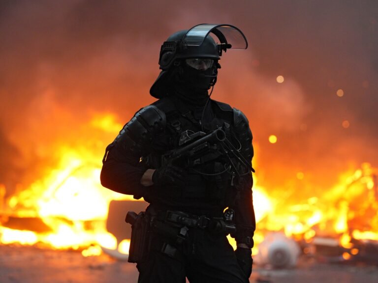 UN experts sound alarm at excessive use of force in French student protests