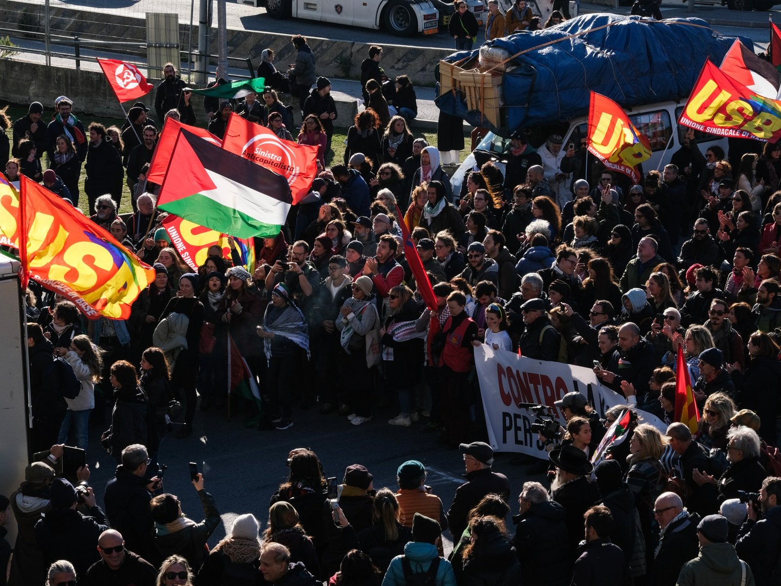 What can a global strike of dockworkers achieve for Gaza?