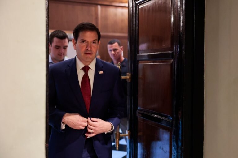 Marco Rubio urges Cubans to collaborate with CIA to topple gov’t