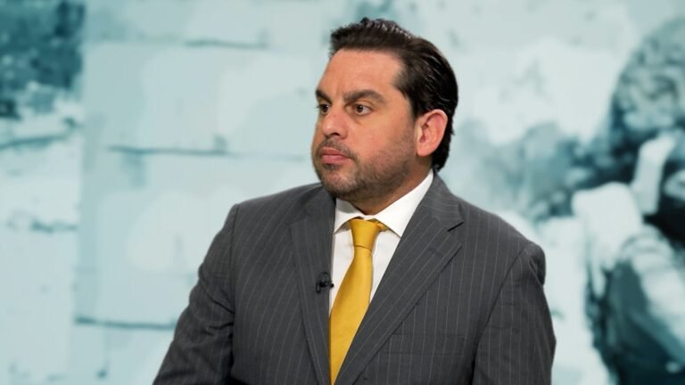 Former PLO official says Netanyahu-Eisenkot coalition could be possible