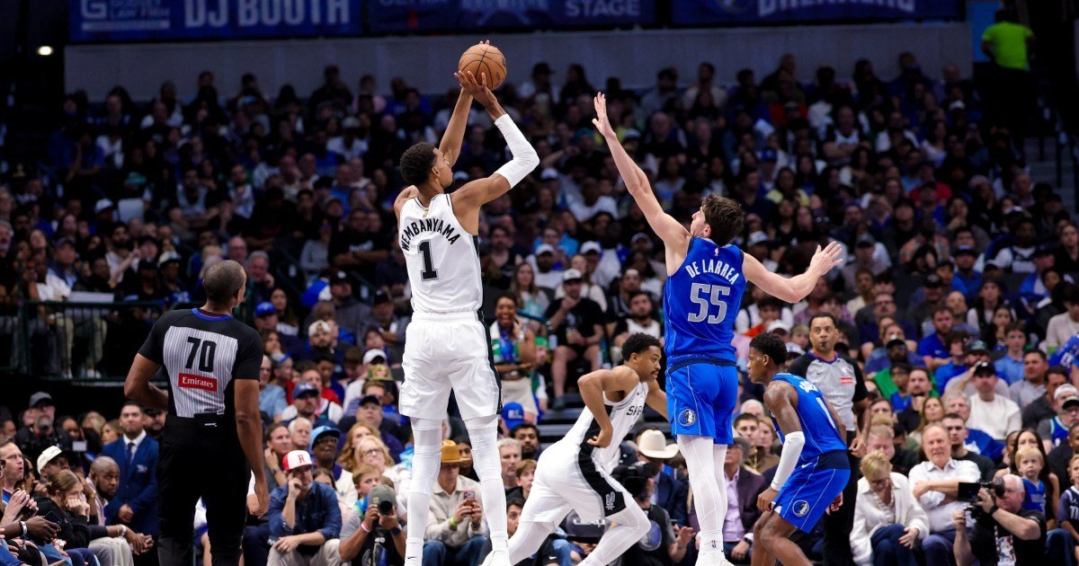 Wembanyama scores 23 as Spurs beat Mavericks for first win of NBA season
