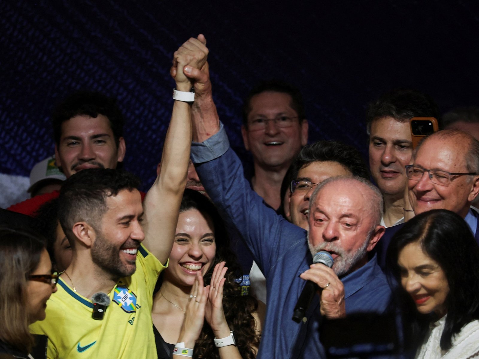 The WhatsApp ‘general’ behind Lula’s election comeback in Brazil